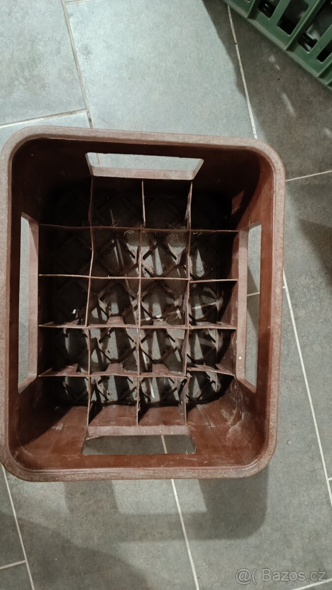 Přepravky – pivo – roky 1968 a 1989 - 2