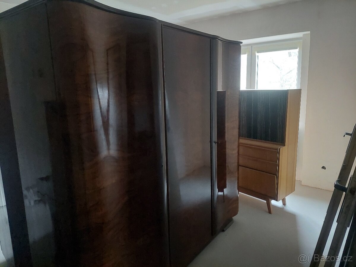 Šatní skříně - 2