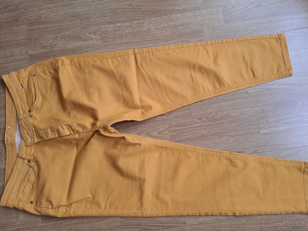 Dámské nový kalhoty černé v.46.Světle kalhotyDžíny - 2