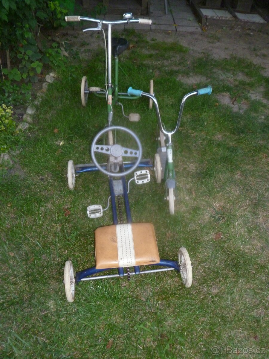 Trojkollky a koloběžky. - 2
