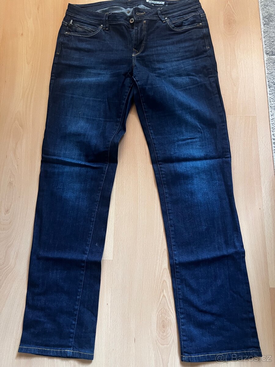 Damske dziny Esprit - 2