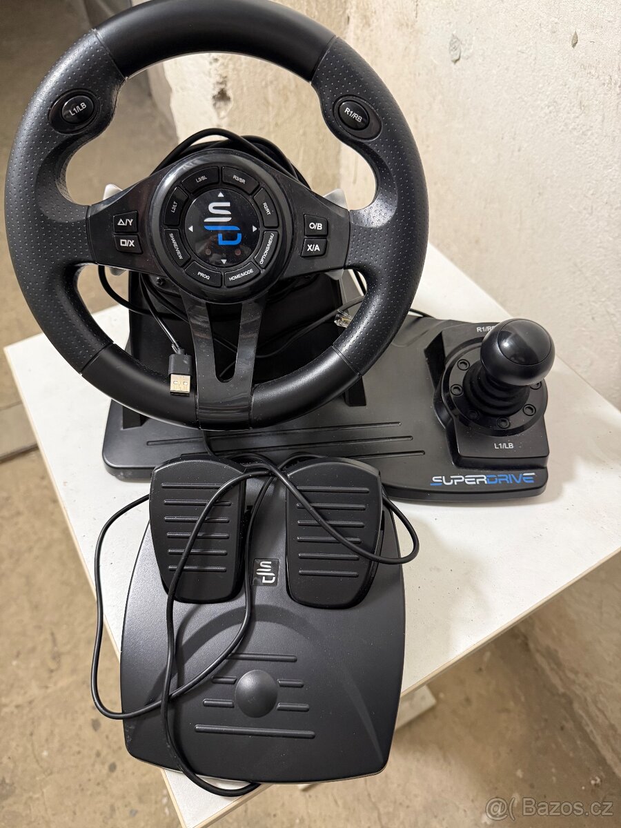 Volant na playstation 4 - 2