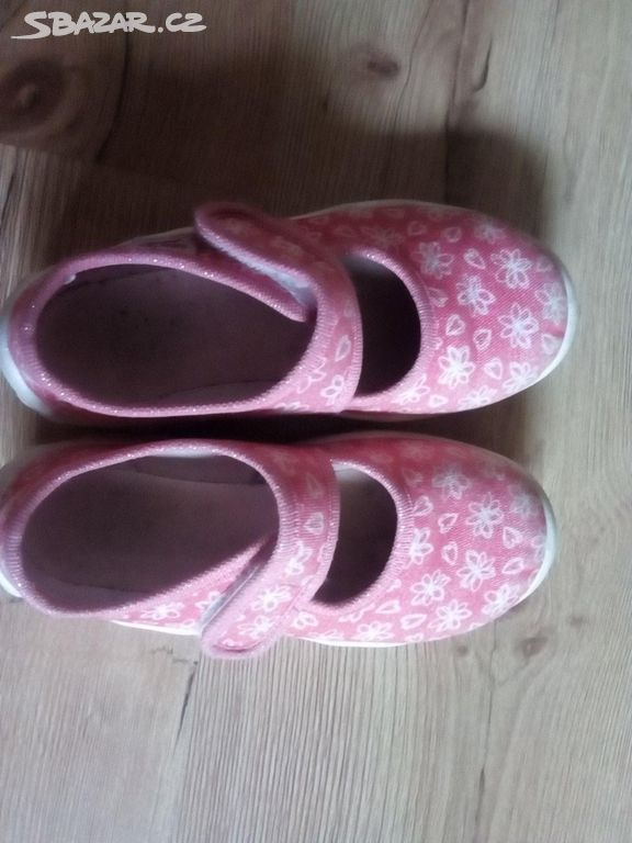 Přezůvky Superfit vel. 26 - 2