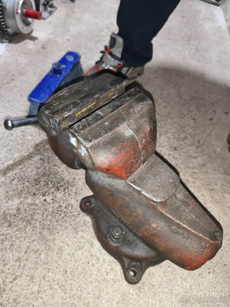 Svěrák York 150 - 2