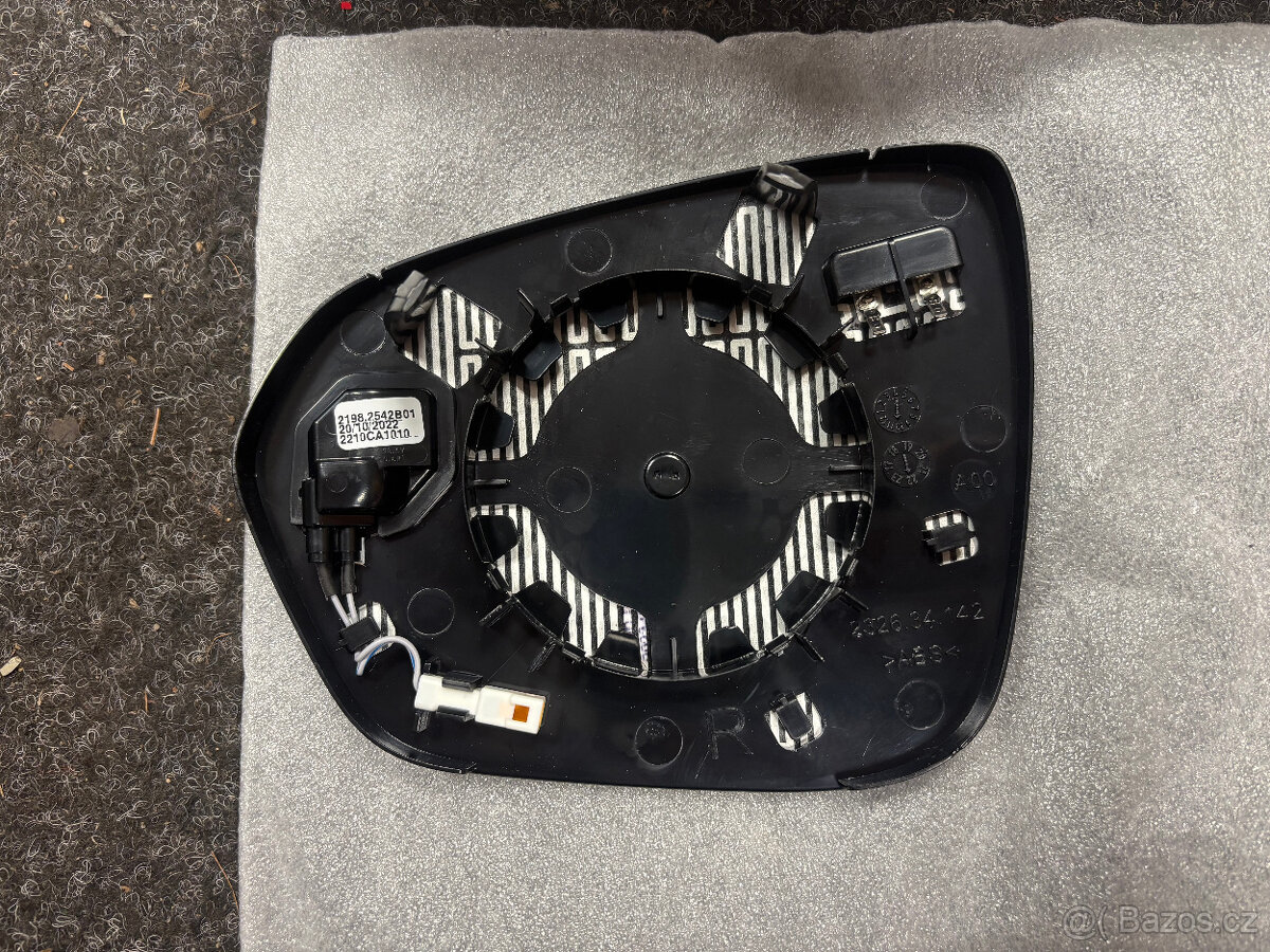 Pravé sklo zrcátka Dacia Duster - 2