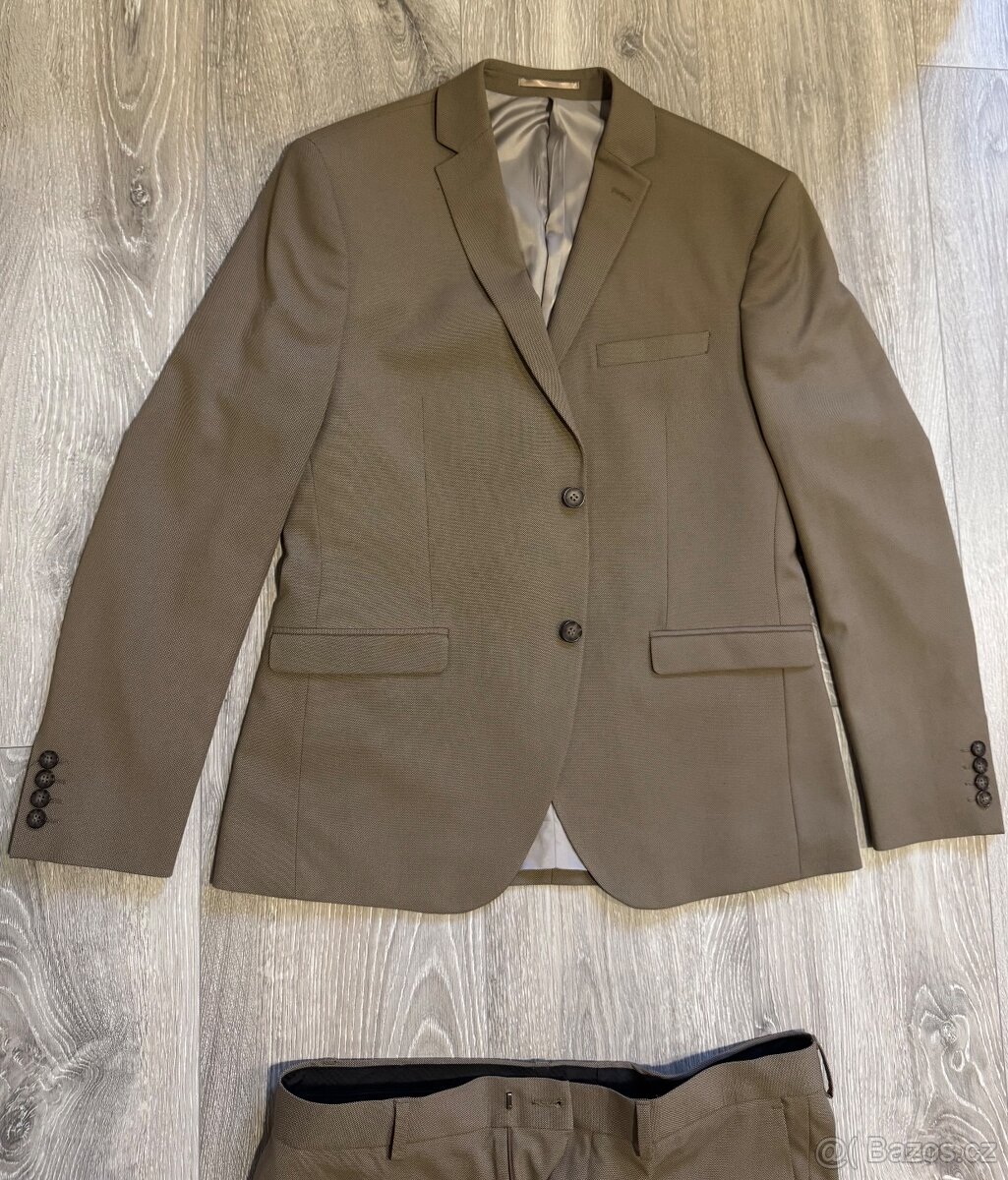 Panský oblek vel. 54 - 2