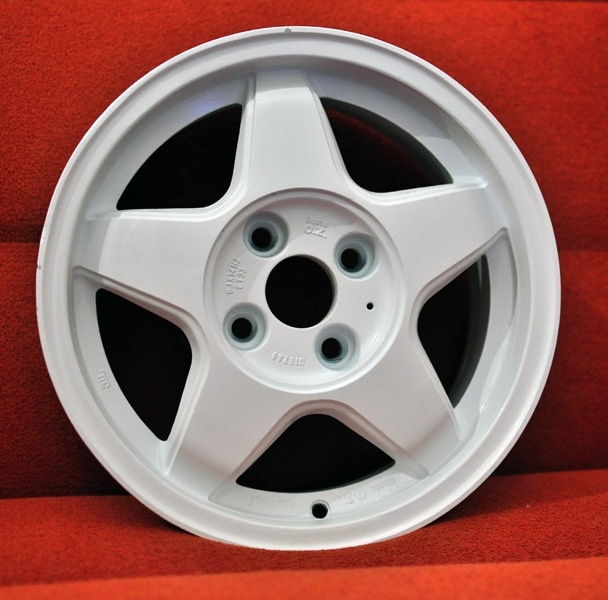 Predám Ronal R15 - Zháňam OZ Racing - 2