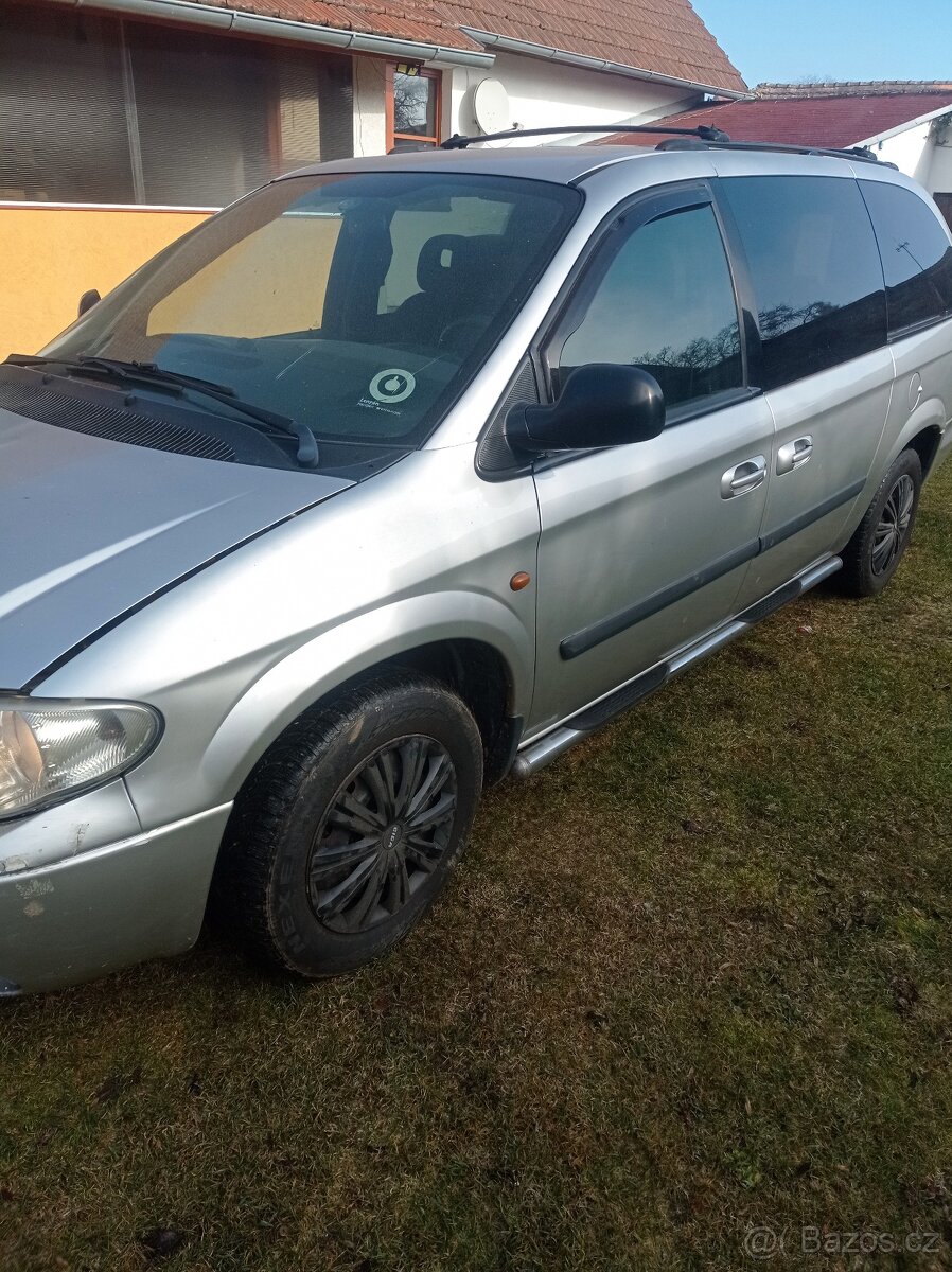 Chrysler grand Voyager - 2