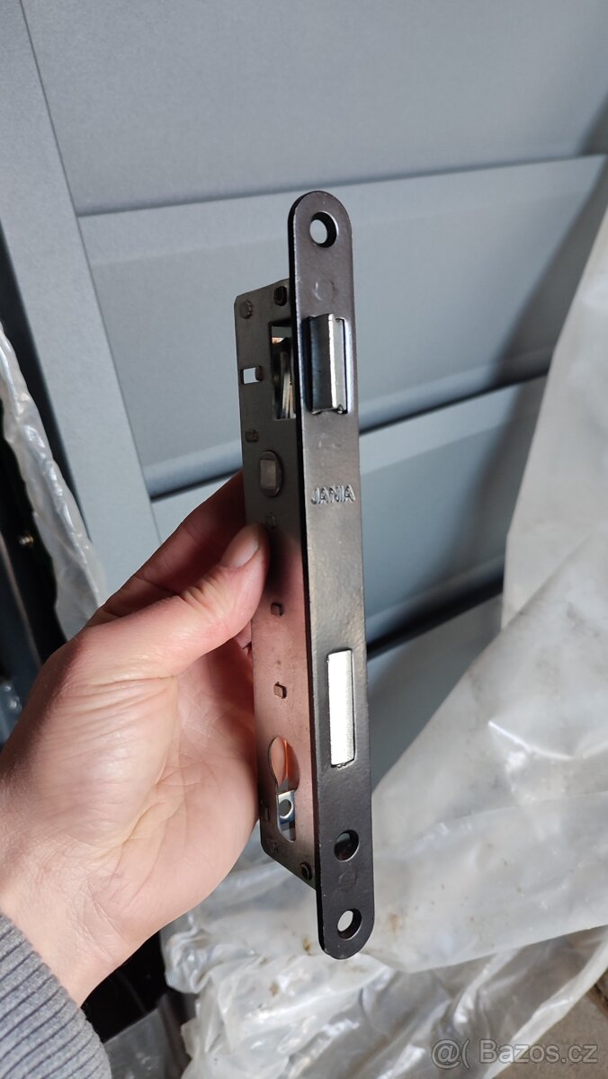 branka žaluzie pozink, komaxit - 2