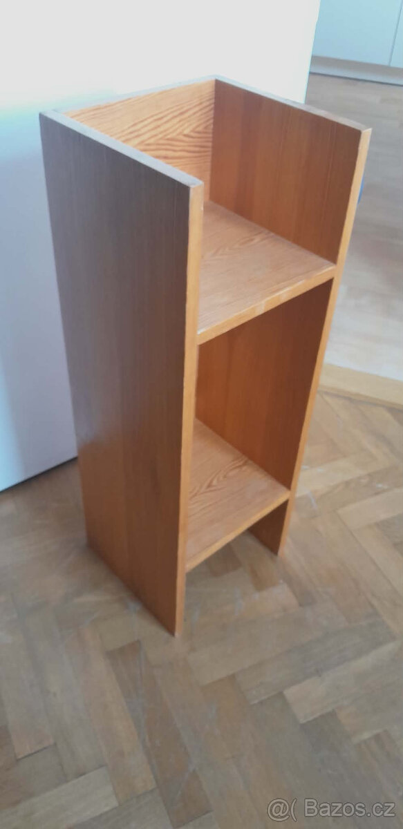 Polička/knihovnička/skříňka/stojan na kytku - 2