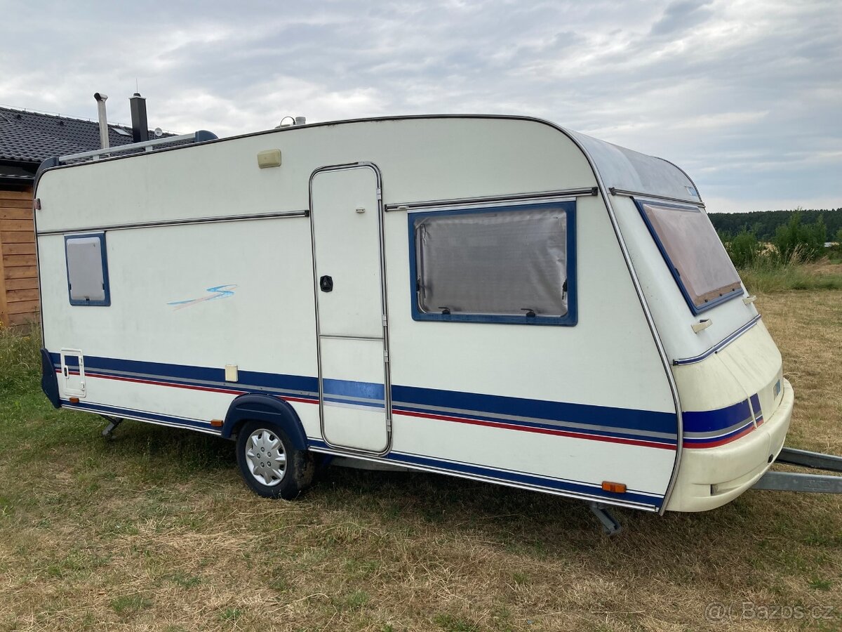 WILK Stern, karavan pro 4 osoby, WC, kuchyně, stan - 2