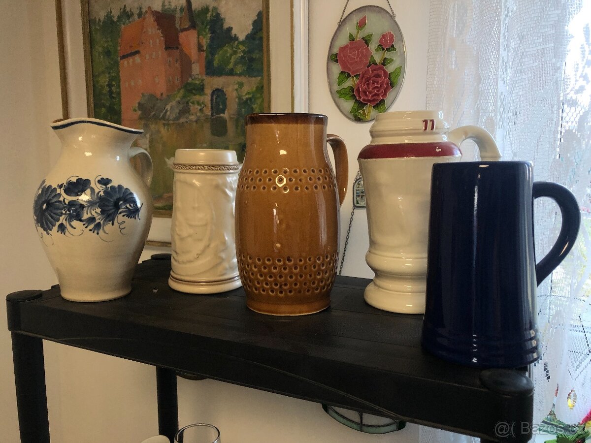 Různé druhy džbánů - 2