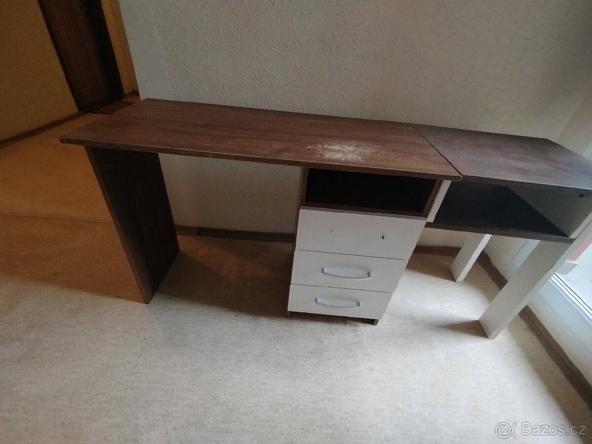 Psací stůl - 2