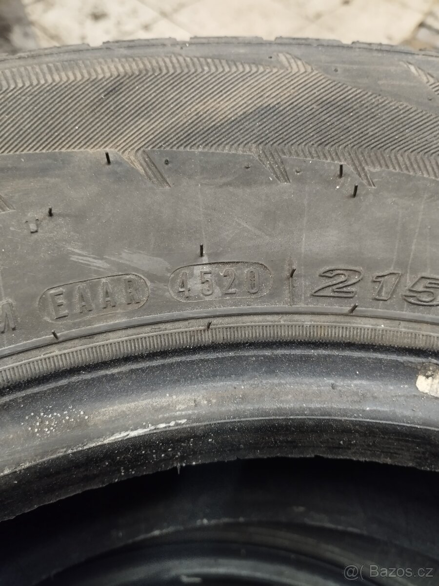 Zimní pneu 215/70R15C - 2