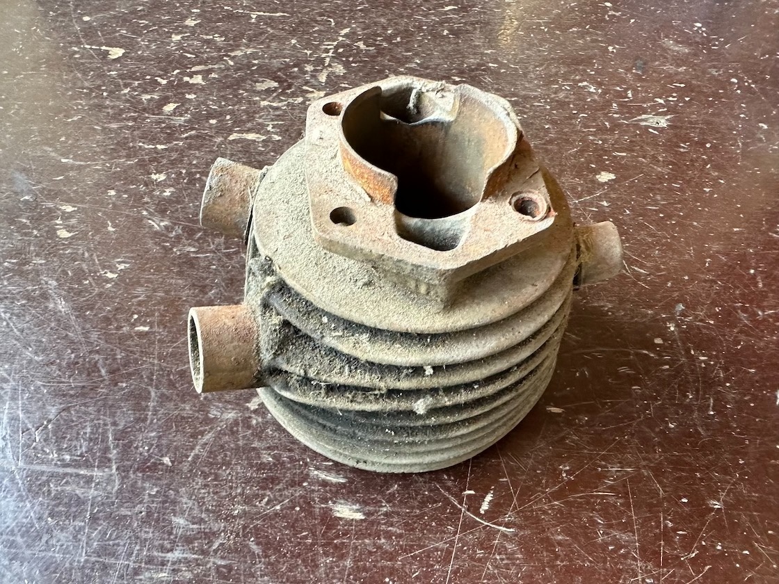 PRedám valec ČZ 125t, neolamaný - 2