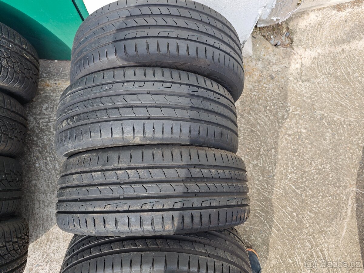 Continental 215/50 R17 zimní - 2