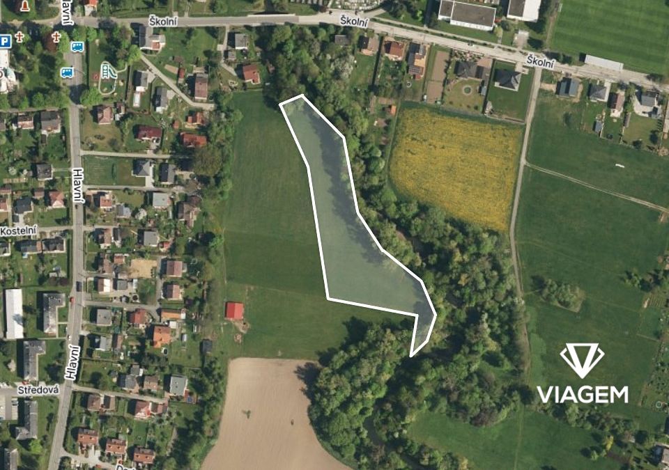 Pole 9 319 m² - 2