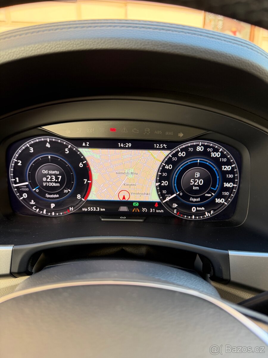 VW Atlas V6 - 2