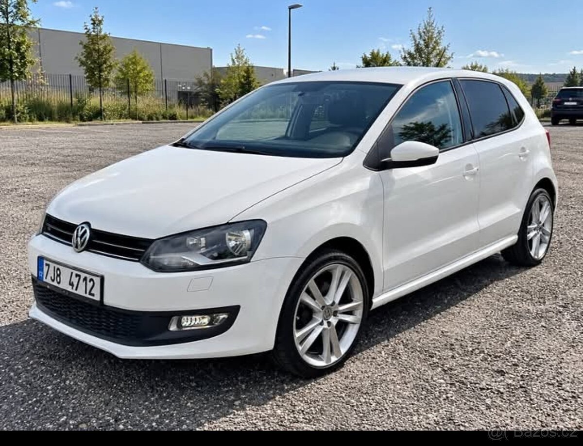 VW Polo - 2