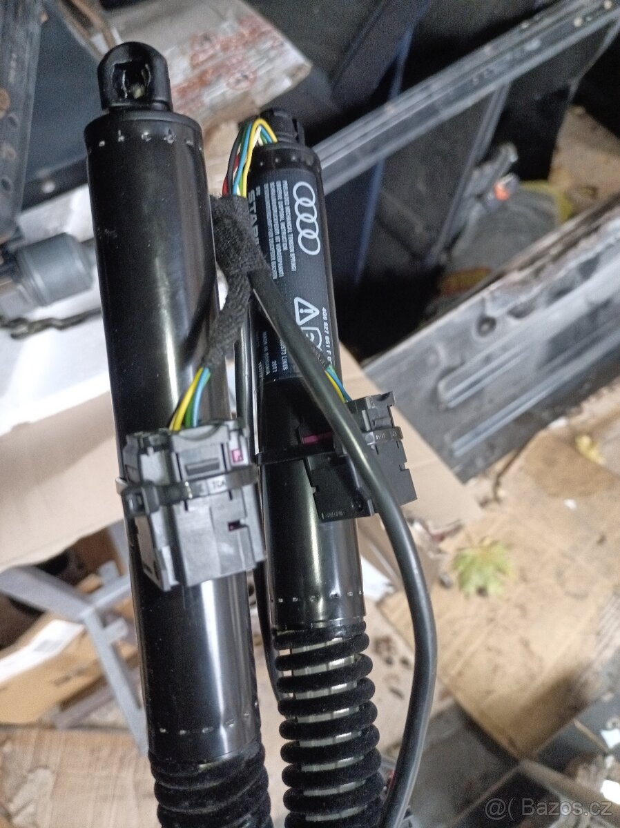 Elektrické pístnice kufru Audi s7 - 2