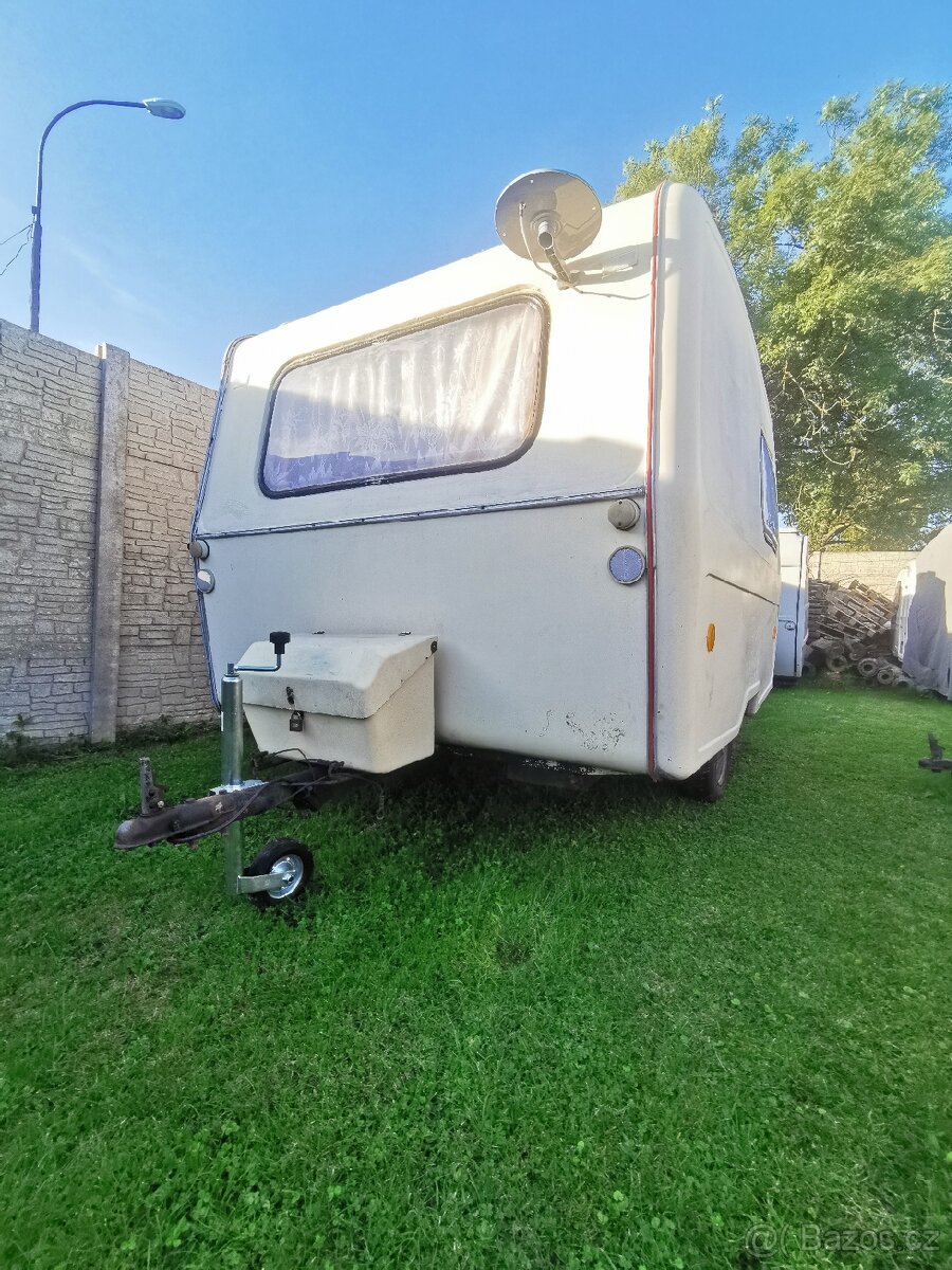Polsky karavan N126, Polak N 126, Niewiadow Predom Prespol - 2