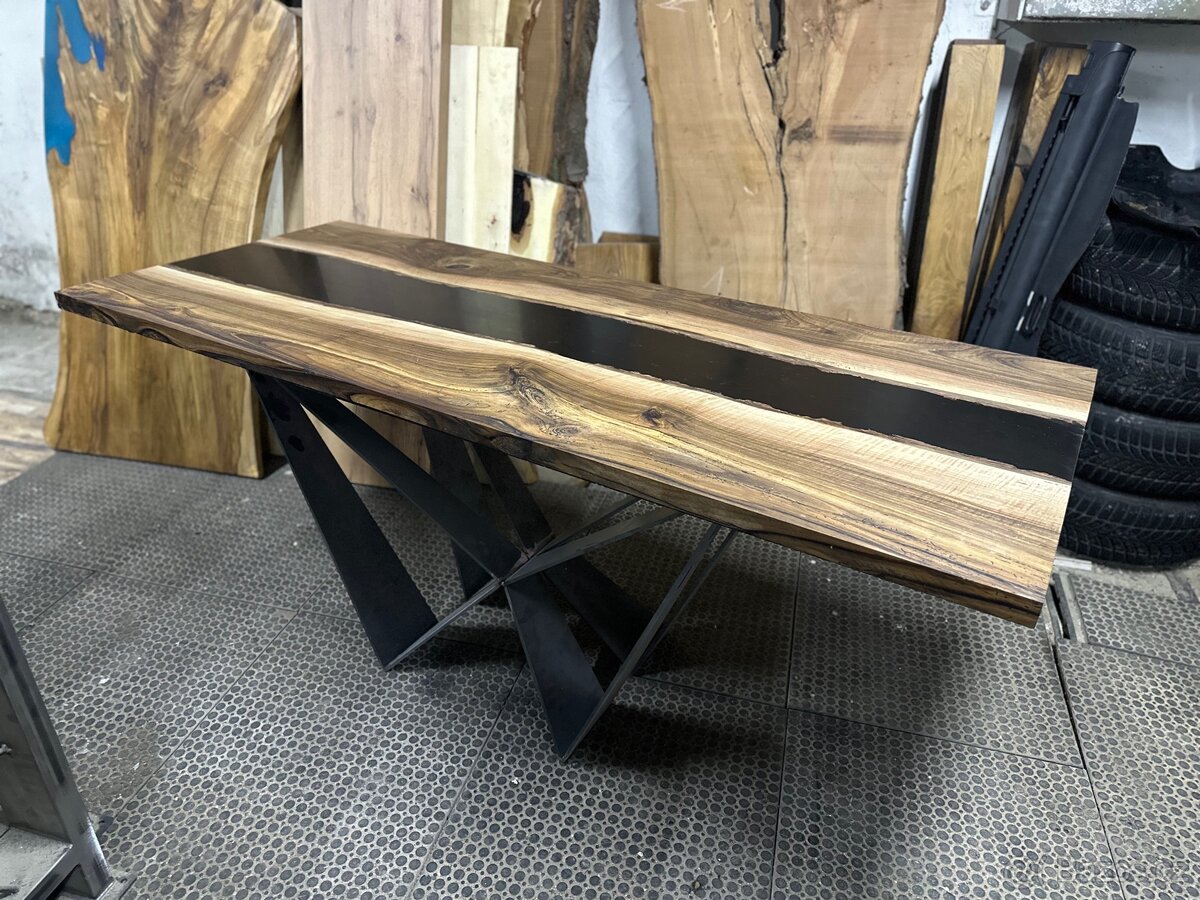 Epoxidový stůl ořech - 2