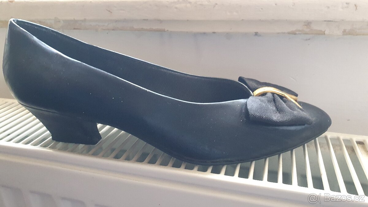 Nové kožené společenské lodičky vel 38 - 2