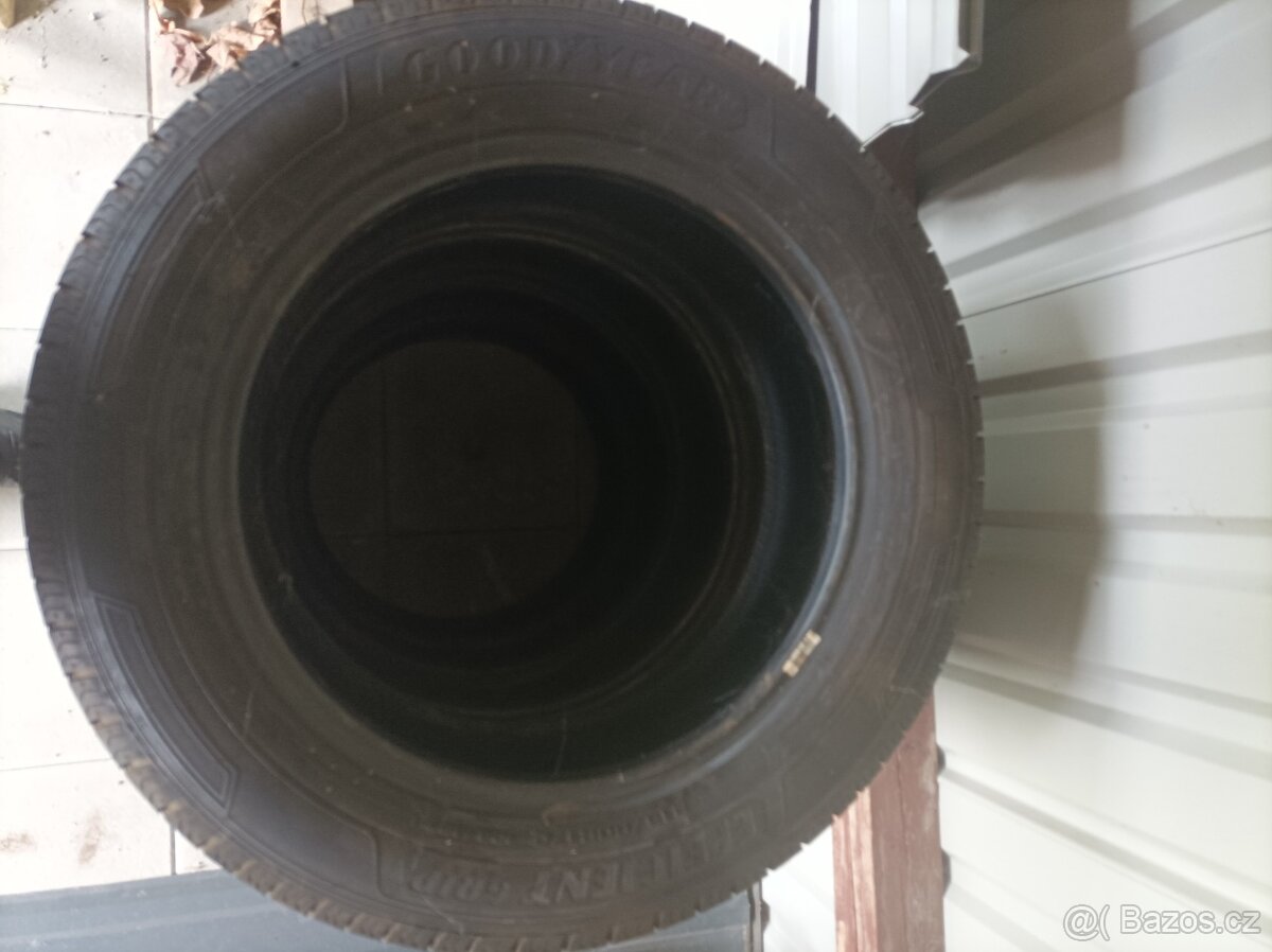 Renault Trafic, pneumatiky Goodyear 215/60r17c - 2