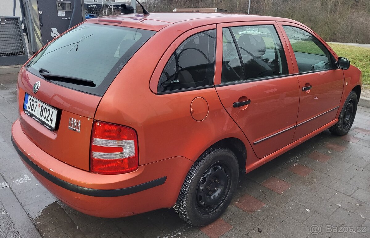 Fabia 1 combi 1.2 htp 2006, servisní knížka
- 2