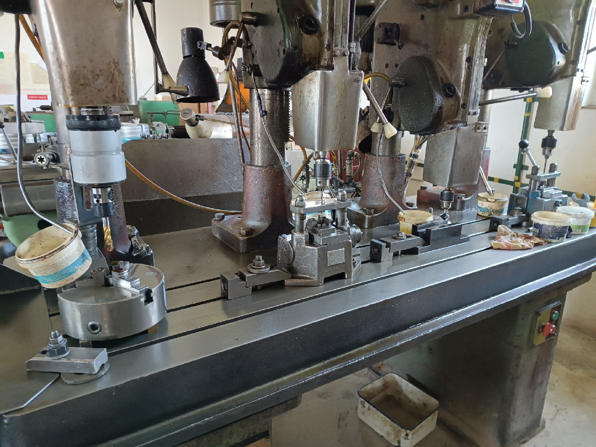 Vrtačky - sloupové STOJANOVÁ VRTAČKA - 2