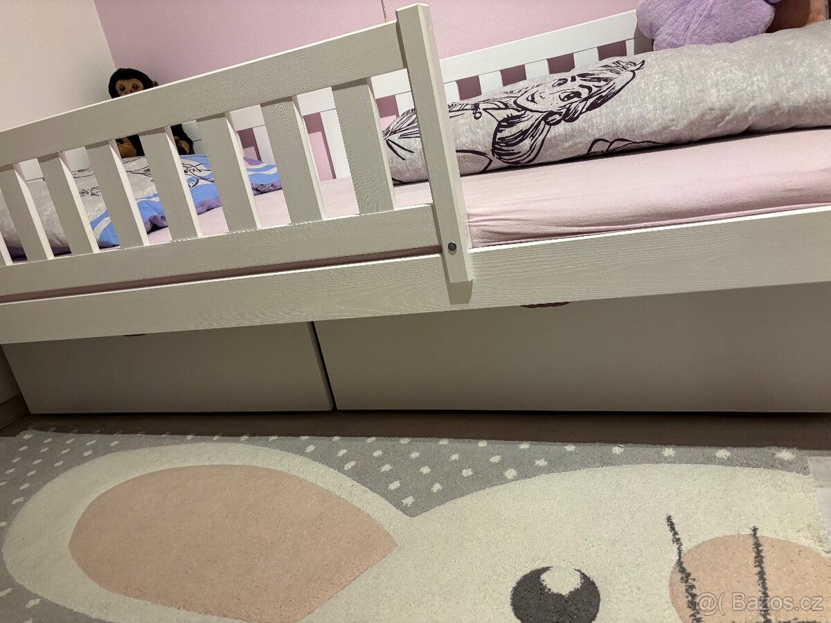 Dětská postel z masivu - borovice - 2