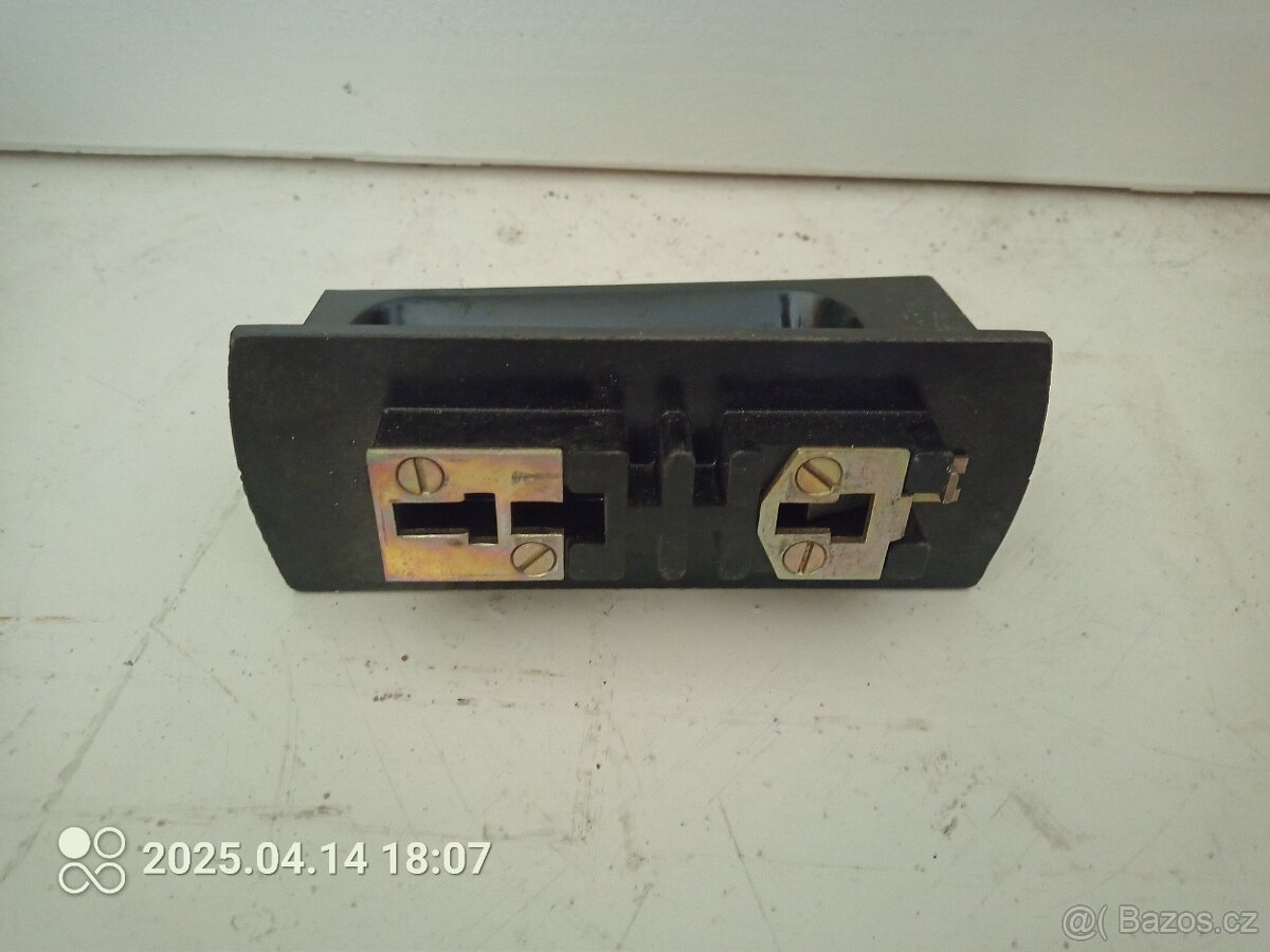 Žehlička na pojistky - 2