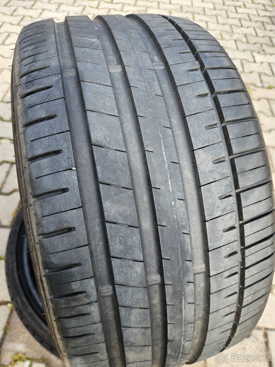 2x Letní Falken 245/30/19 - 2