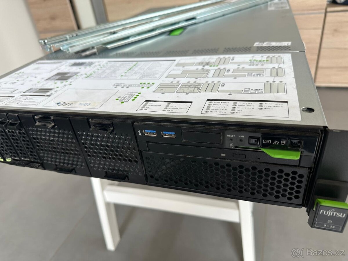 Fujitsu Server RX2540 M4, 64GB RAM, lyžiny, no HDD - 2