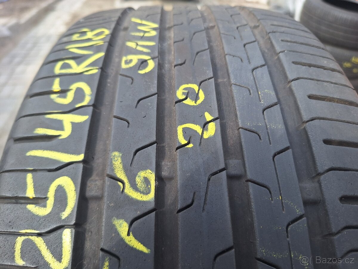 Prodám letní pneu 225/45/18 Continental - 2