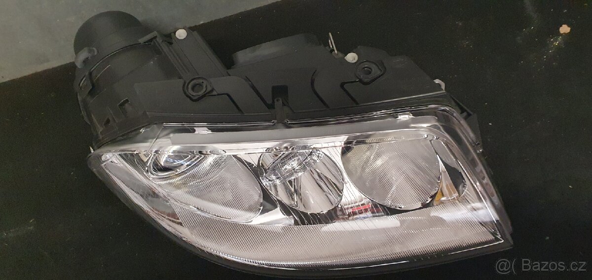 Vw Passat xenon 3B7 941 018 M - 2