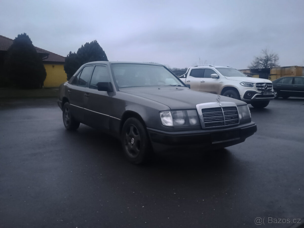 Mercedes-Benz W124 - 2