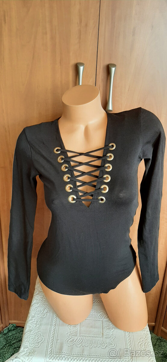Nové černé bavlněné body M - 2