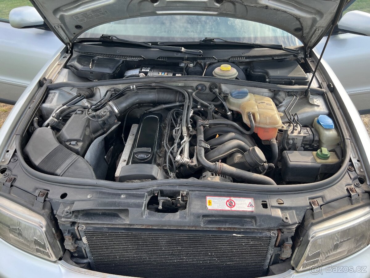 Audi B5 A4 Avant 1.6 benzin - 2