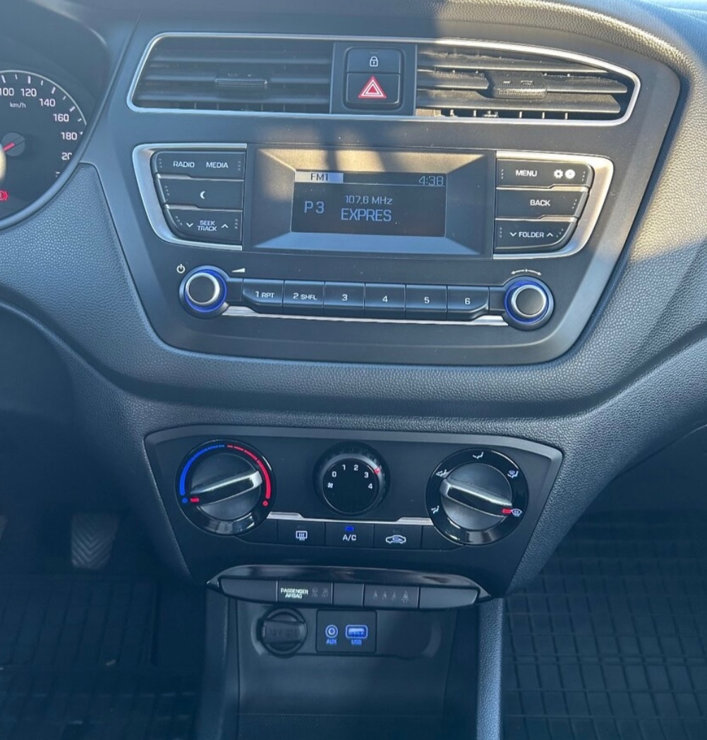 Rozprodam Hyundai i20 GB - 2