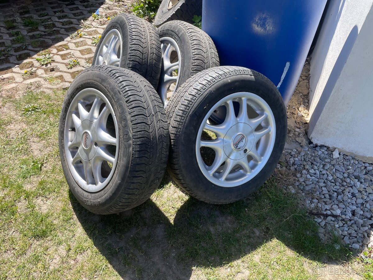Kola Renault clio - 2