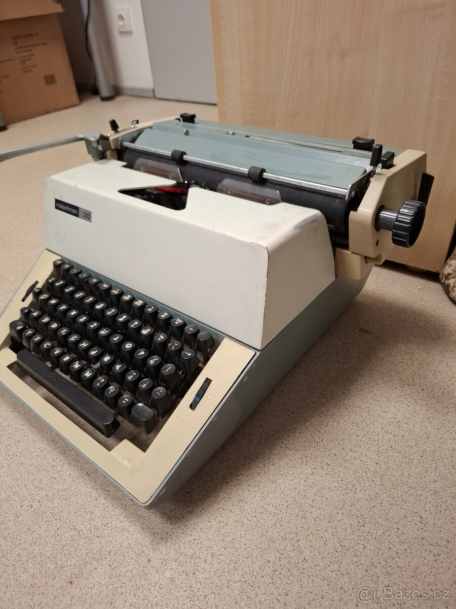 Psací stroj Robotron 20 - 2
