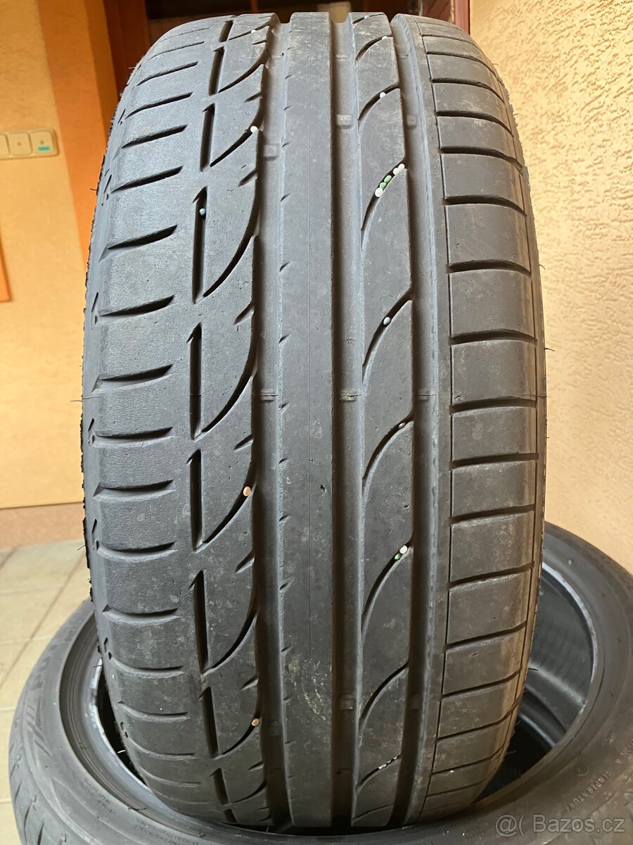 Letní Bridgestone 225/40/19 - 2