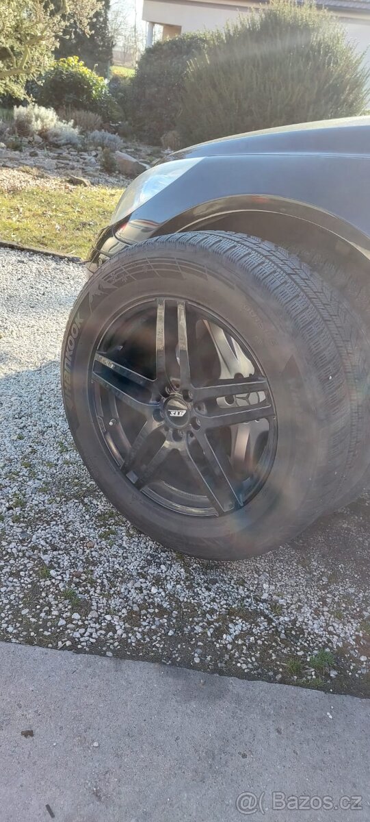 Elektrony na Mercedes - 2