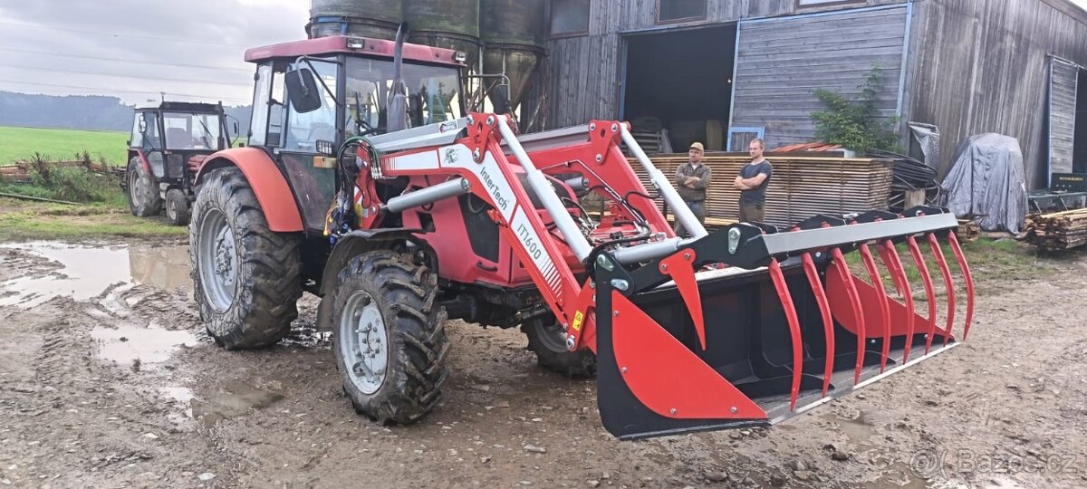 MONTUJEME CELNI NAKLADACE INTER-TECH NA TRAKTORY - 2