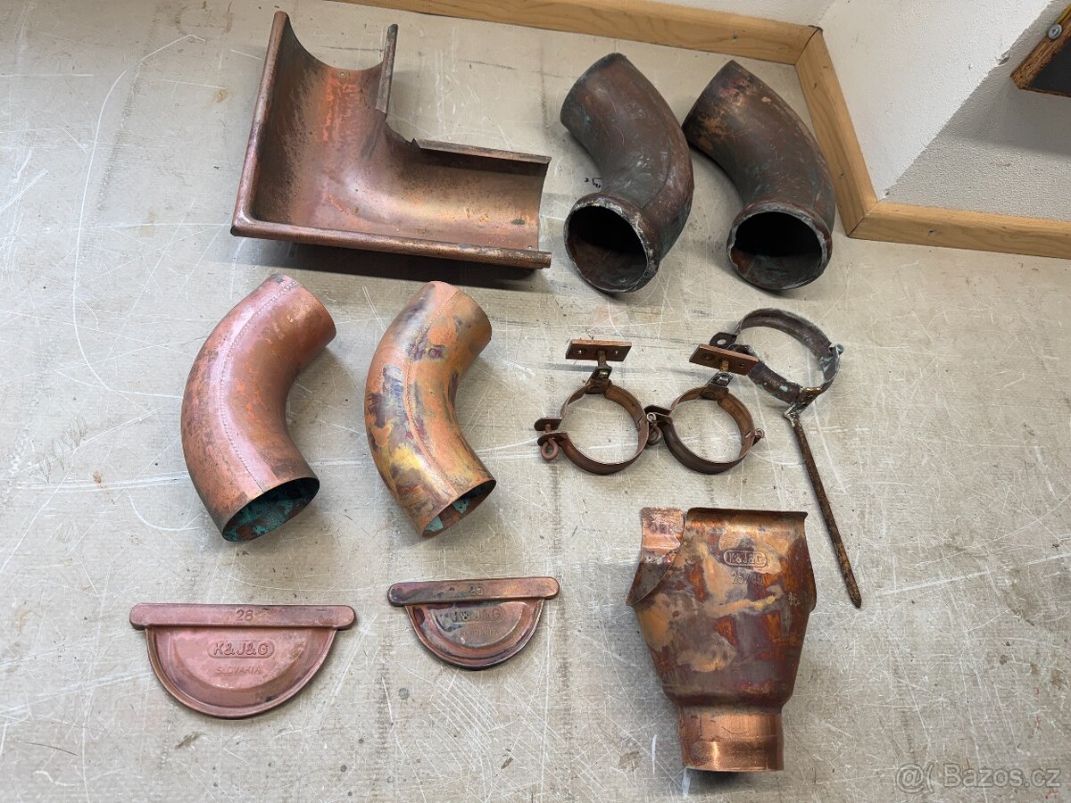 Měděné okapy - doplňky - použité vpořádku - 2