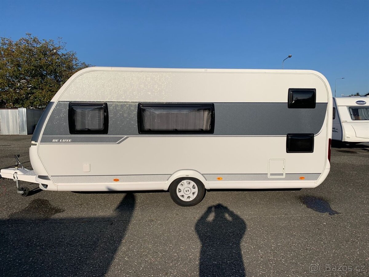 Prodam kavan Hobby 490 KMF De Luxe - 2