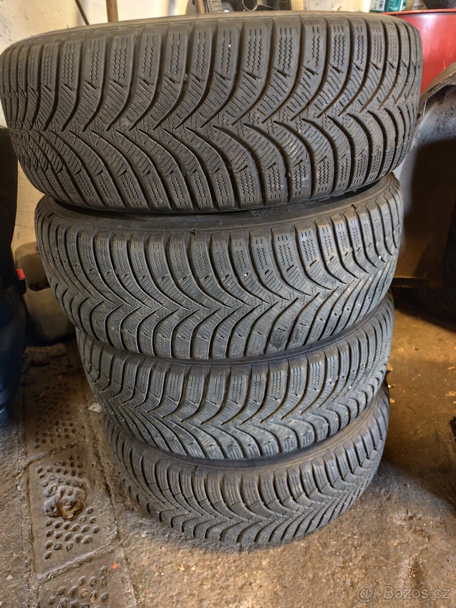Plechová kola se zimním pneu hankook 195/65r15 - 2