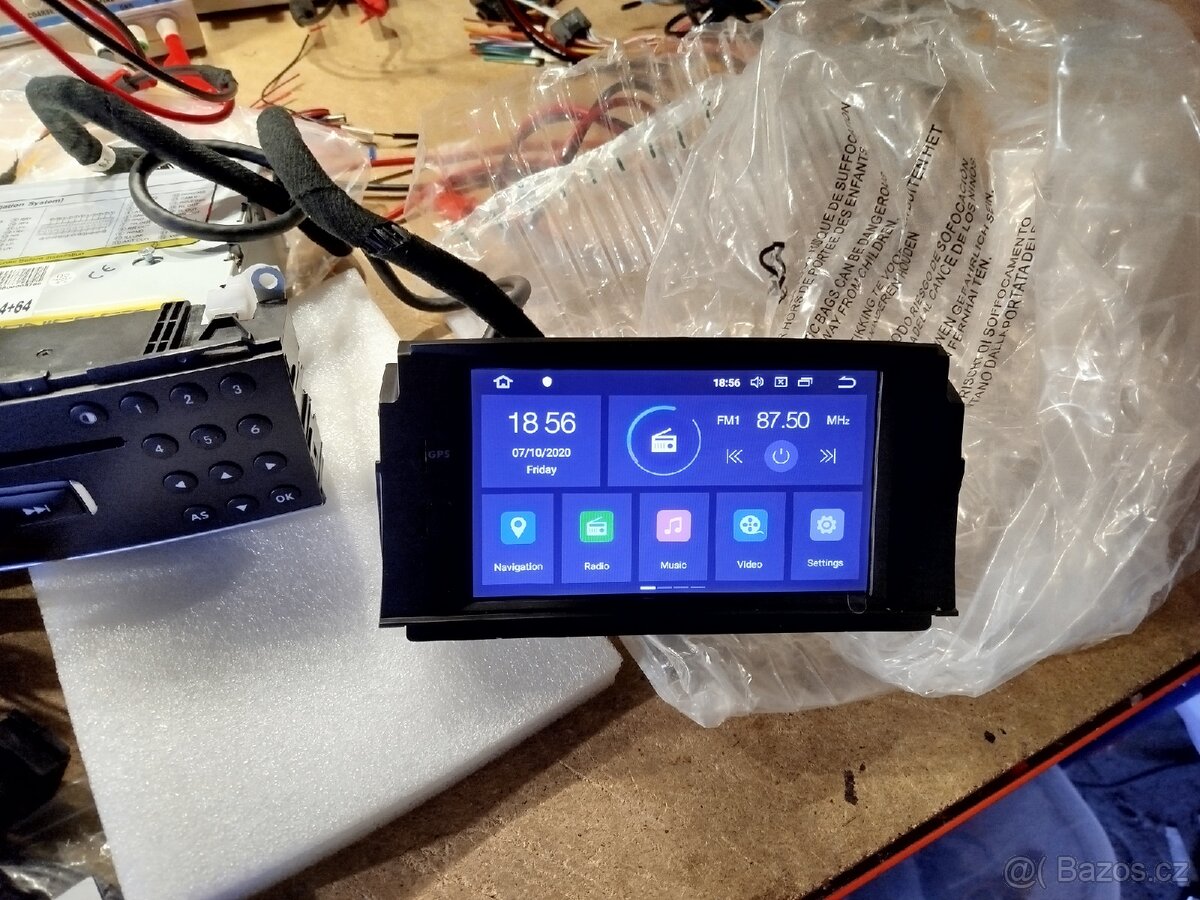 Mercedes w204 navigace android osmijadro - 2