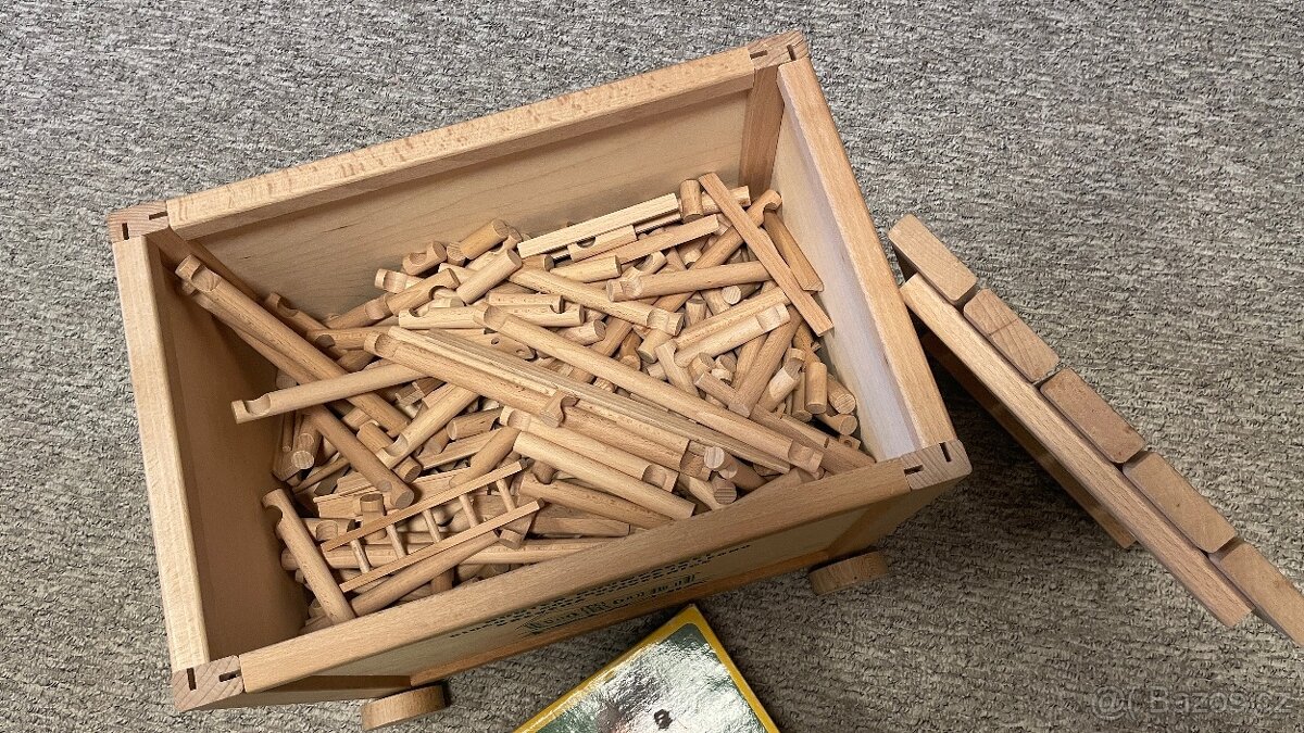 WALACHIA Dřevěná stavebnice VARIO BOX 450 dílů (Vario+XL+For - 2